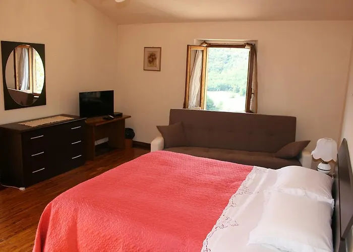 Vakantieboerderij Valle Del Belvedere *